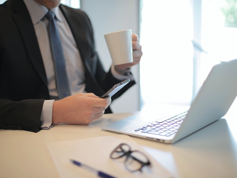 阿曼區(qū)號+968機遇:中國賣家注冊公司搶占中東市場 阿曼區(qū)號+968機遇:中國賣家注冊公司搶占中東市場