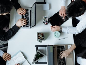 香港公司轉內(nèi)地公司：全流程操作指南與注意事項