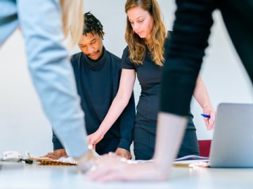 香港公司在中國大陸經(jīng)營是否合法？